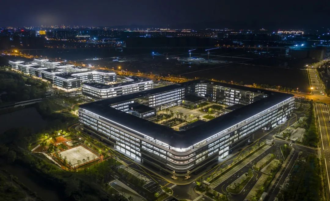 黄仁勋口中的“中国硅谷”，正在批量生产AI独角兽