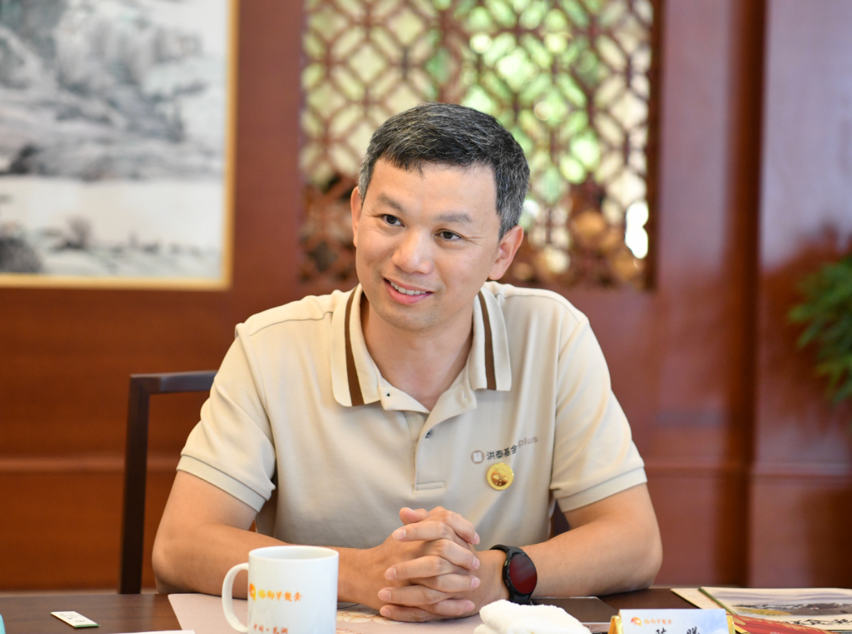 深圳芯片“小巨人”冲刺IPO，清华学霸创办，夫妻持股超65%，出货量全球第一