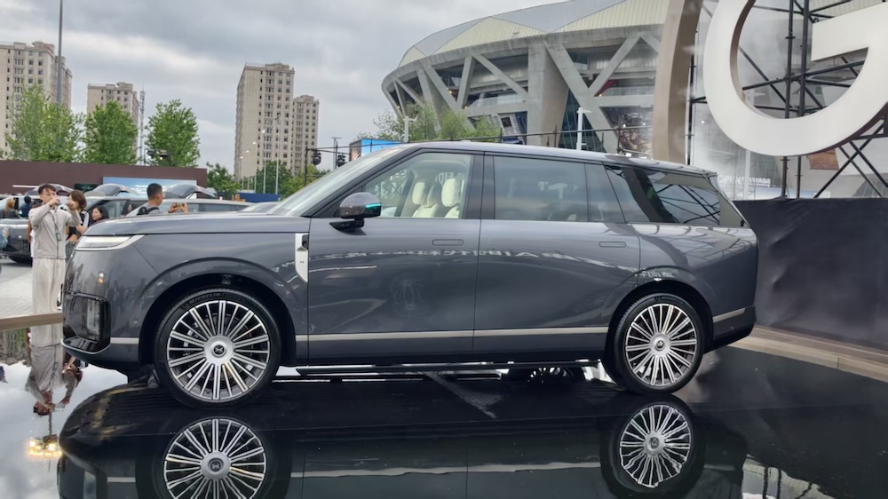 何小鹏掀桌大三排SUV！26.98万开卖GX，比预售低5万