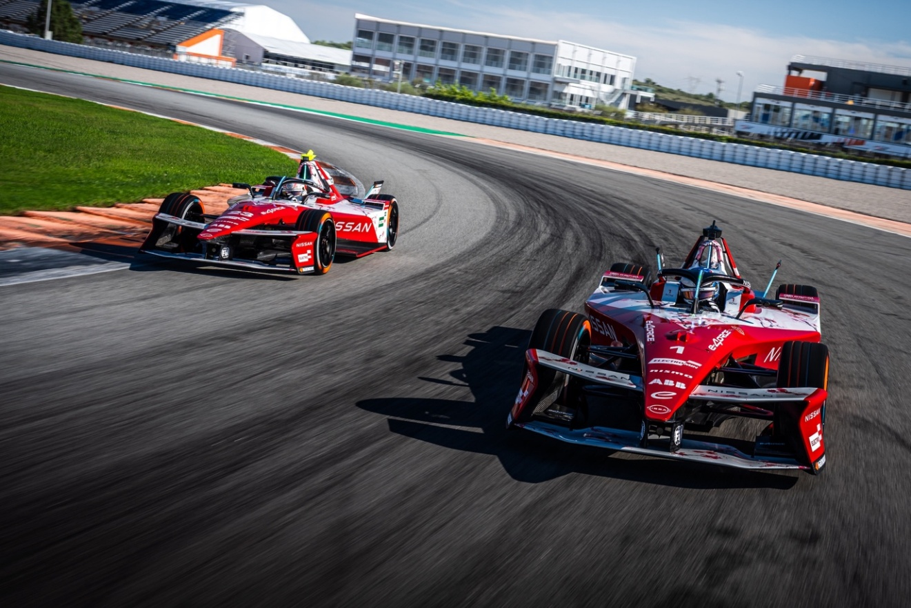 日产把赛道变成电车实验室！连续八年征战Formula E，技术下放量产车