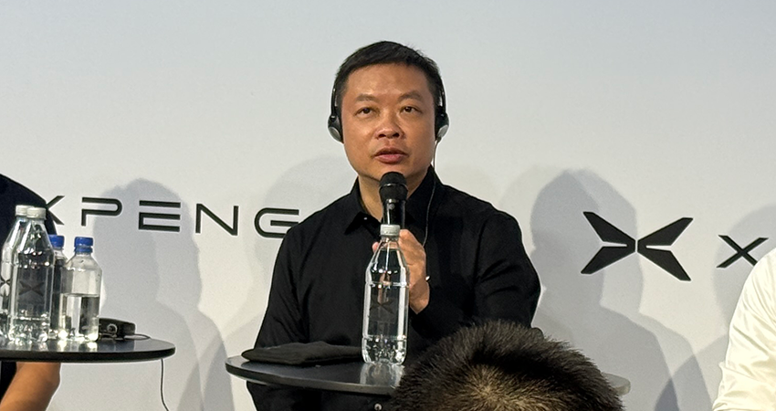 慕尼黑现场对话何小鹏：中国车企仍是学生，汽车、机器人都可能欧洲生产