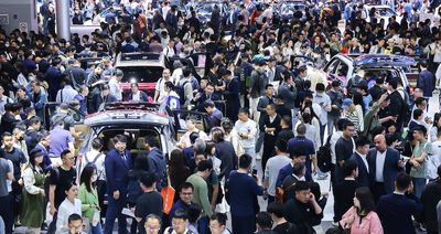 7大车圈高管炮轰“速成车”乱象：消费者不能成试车员！工信部甩出四记重拳