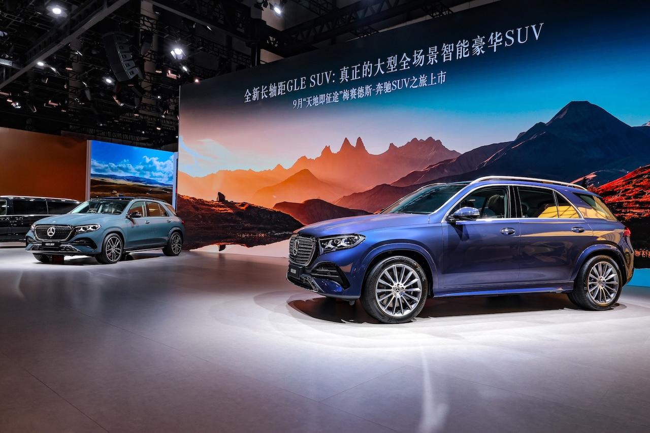 奔驰全新长轴距GLE SUV全球首秀：搭载中国智驾，首次实现国产