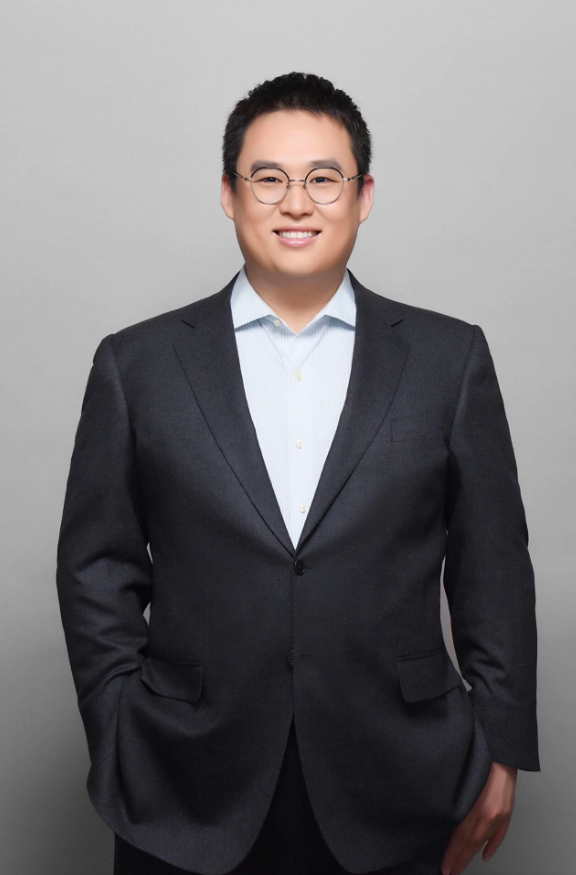清华副教授造具身智能基础设施，融了数亿元